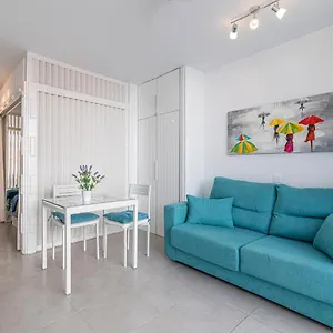https://la-siesta-apartment.tenerifehoteles.net