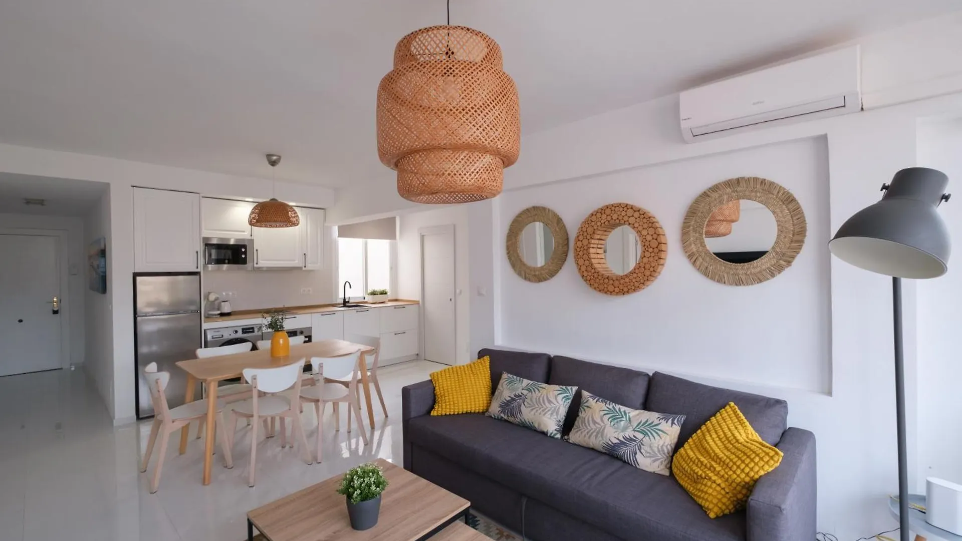 Wonderful Central Apartment Panoramics Views Wifi Málaga