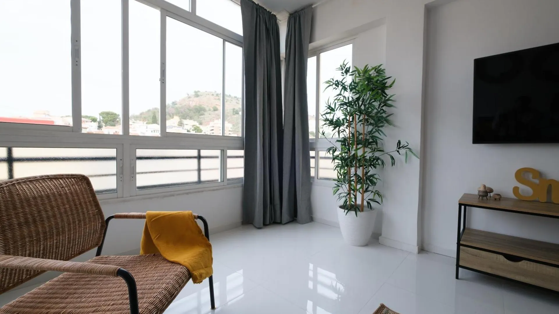 Wonderful Central Apartment Panoramics Views Wifi Málaga